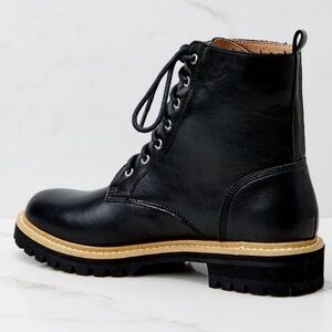 Oasis Society Sz 7.5 Black Faux Leather Women’s Combat Boots
